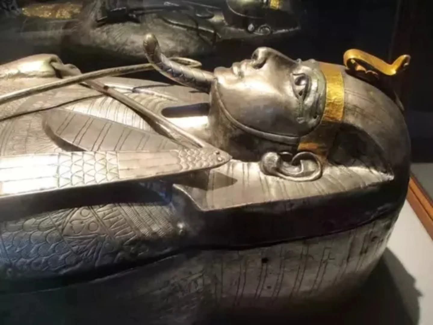 Cairo grand museum